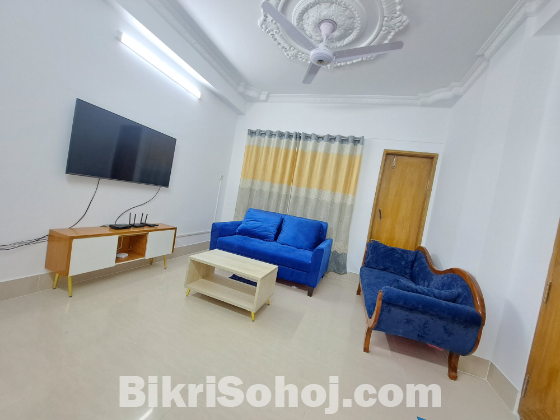 Rent Furnished Two Room Apartment in Bashundhara R/A